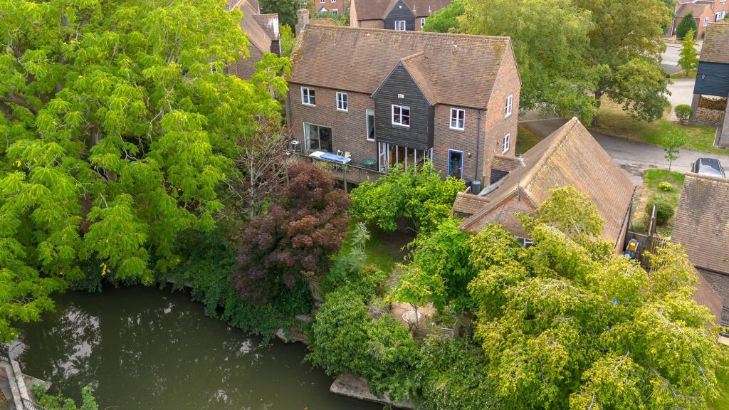 Main image of property: Mill Paddock, Abingdon, OX14