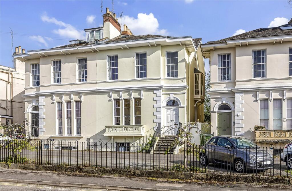 Main image of property: Malvern Place, Cheltenham, Gloucestershire, GL50