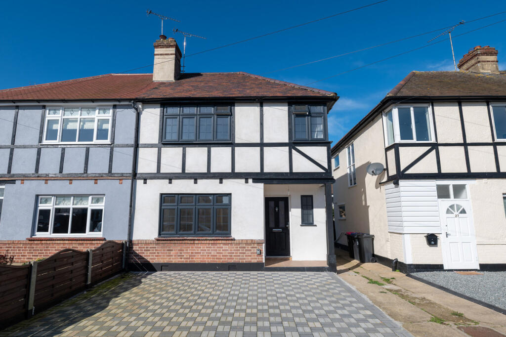 Main image of property: Beechmont Gardens, Southend-on-sea, SS2 6