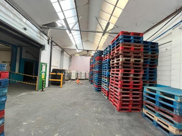 Warehouse photo 4