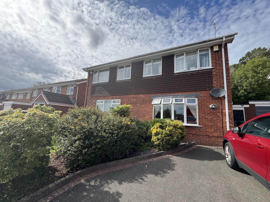 Main image of property: HALESOWEN - Chatsworth Road