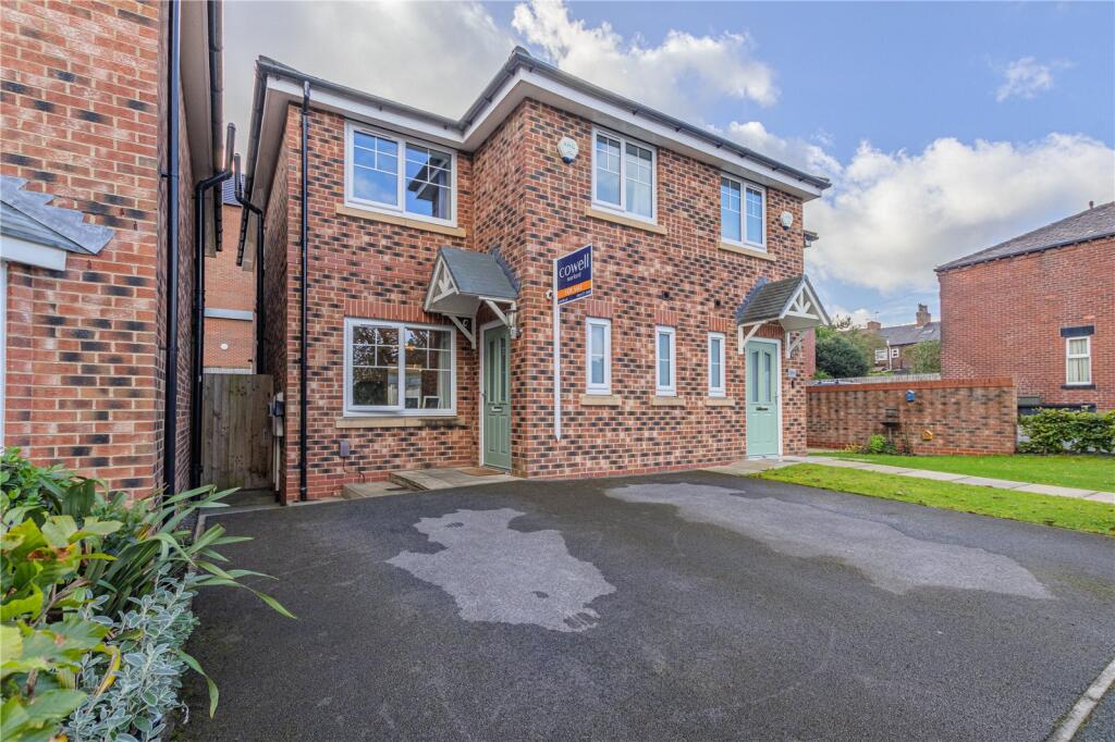 Main image of property: Radcliffe Street, Royton, Oldham, Greater Manchester, OL2
