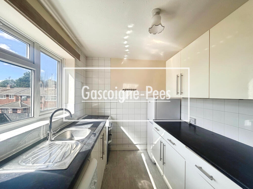 Main image of property: Basingstoke, RG21