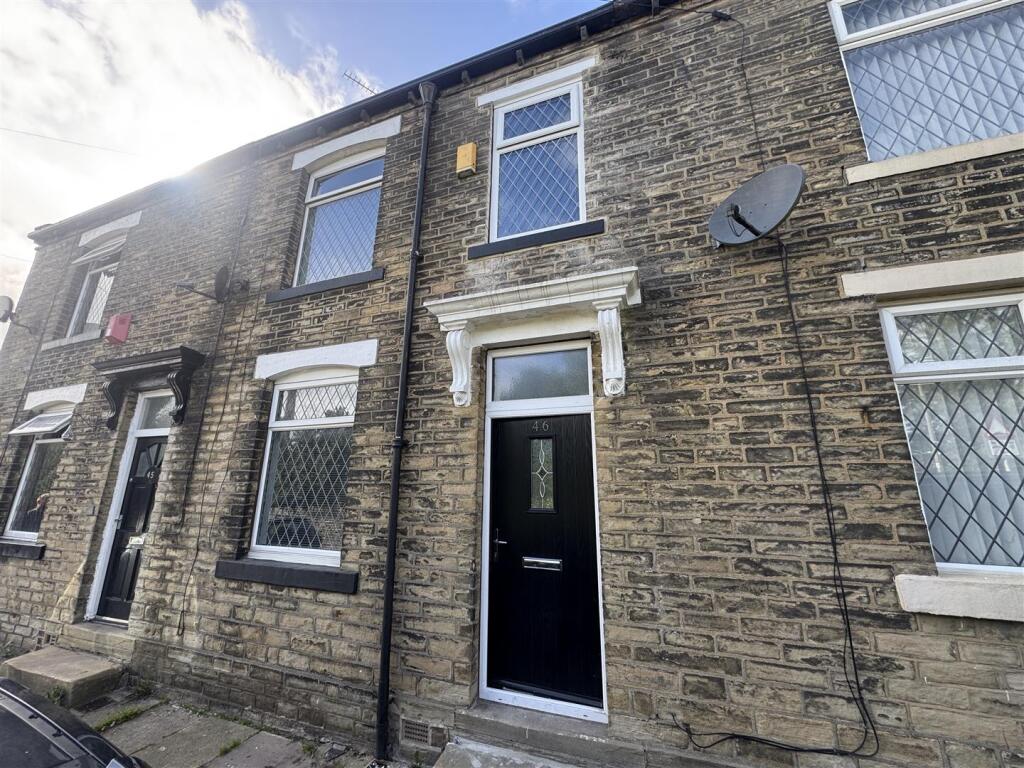 Main image of property: West Street, Shelf, Halifax