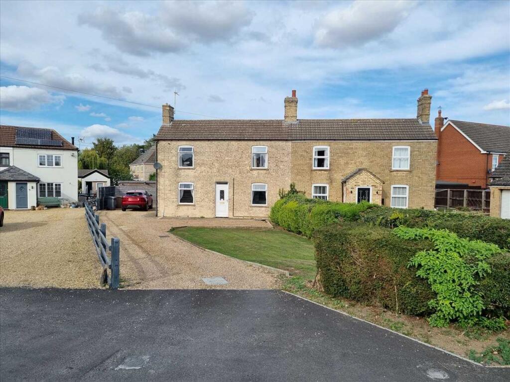 Main image of property: Sleaford Road, Heckington