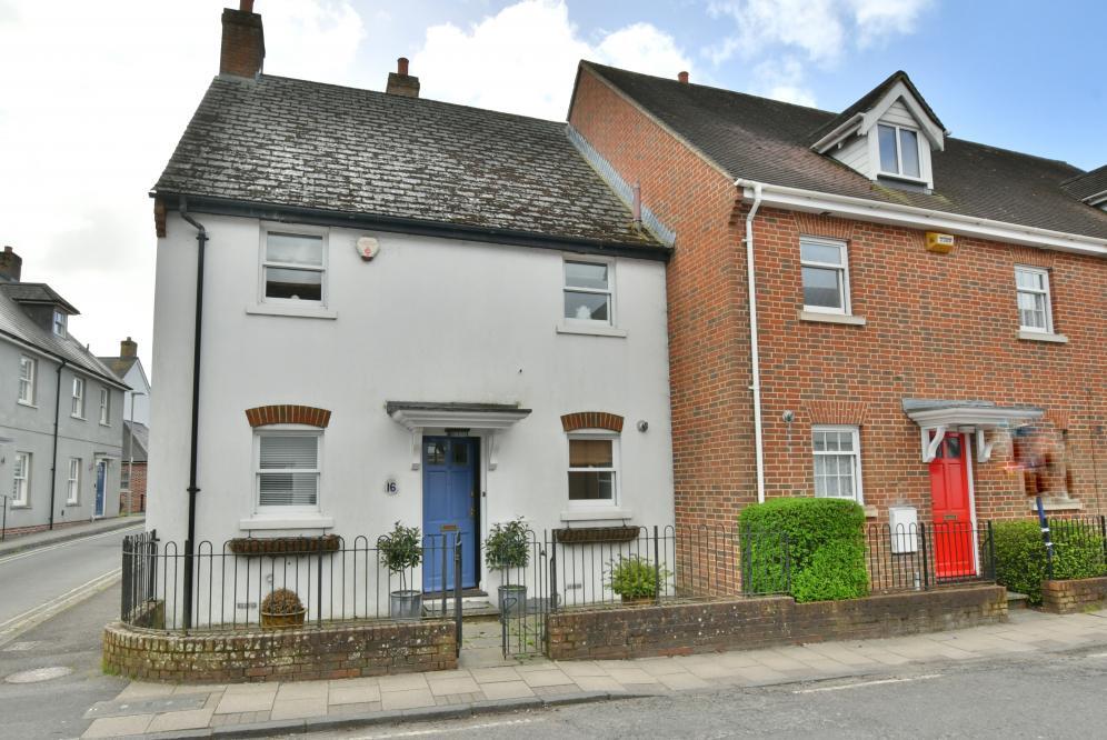 Main image of property: West Street, Wimborne, BH21 1JP