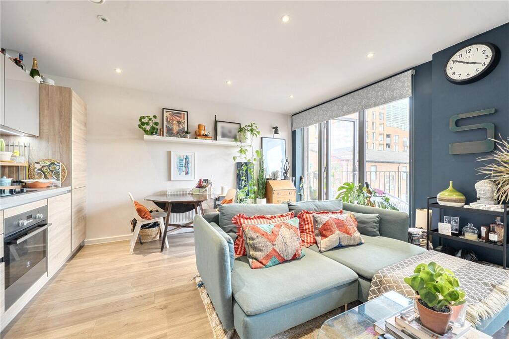 Main image of property: Edwin Street, London, E16