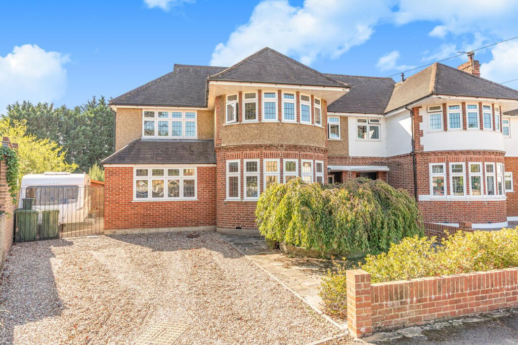 Main image of property: Gordon Close, Staines-upon-Thames, TW18