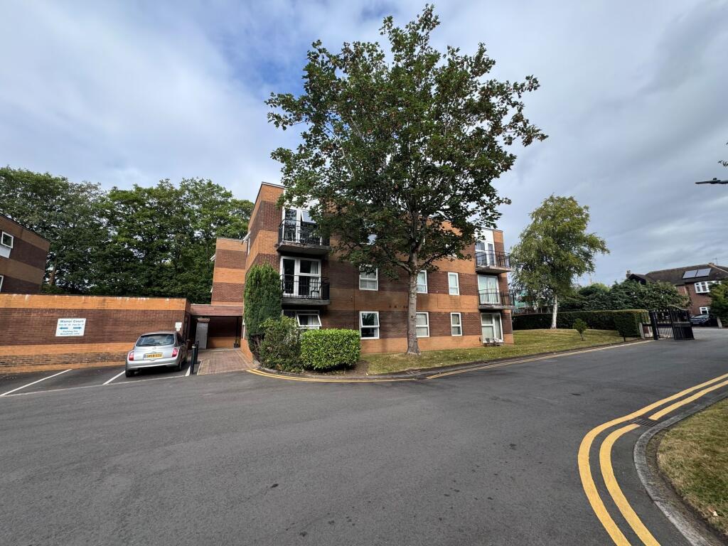 Main image of property: Urmston Lane, Stretford, M32