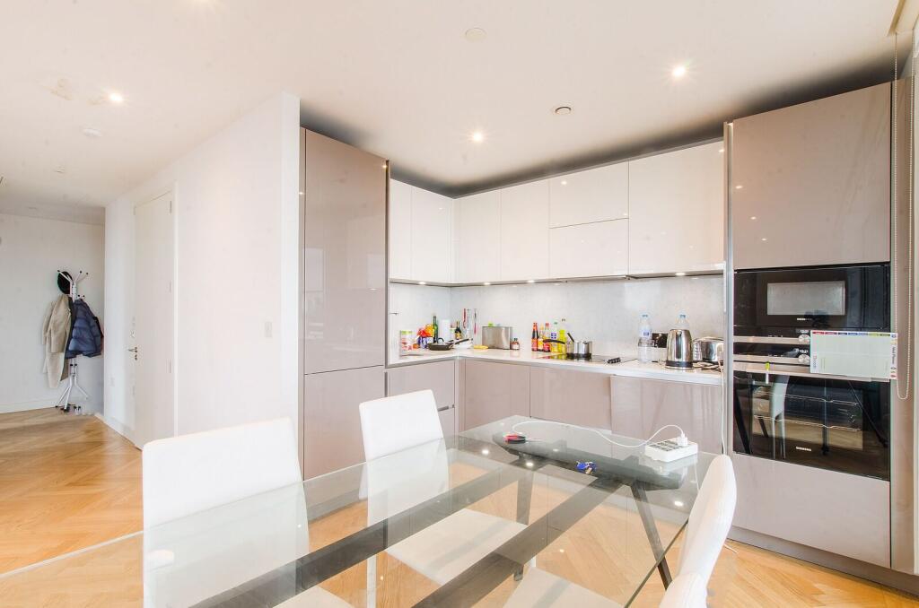 Main image of property: 251 Southwark Bridge Road, London Bridge, London, SE1