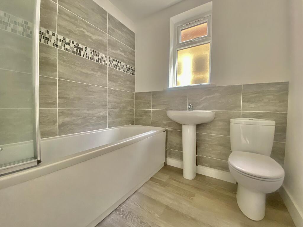 Main image of property: Bitterne Road, SOUTHAMPTON