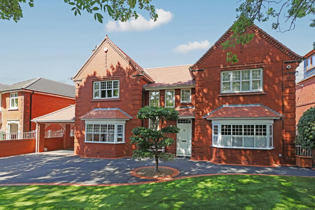 Main image of property: High Street, Thurnscoe, Rotherham, S63 0SU
