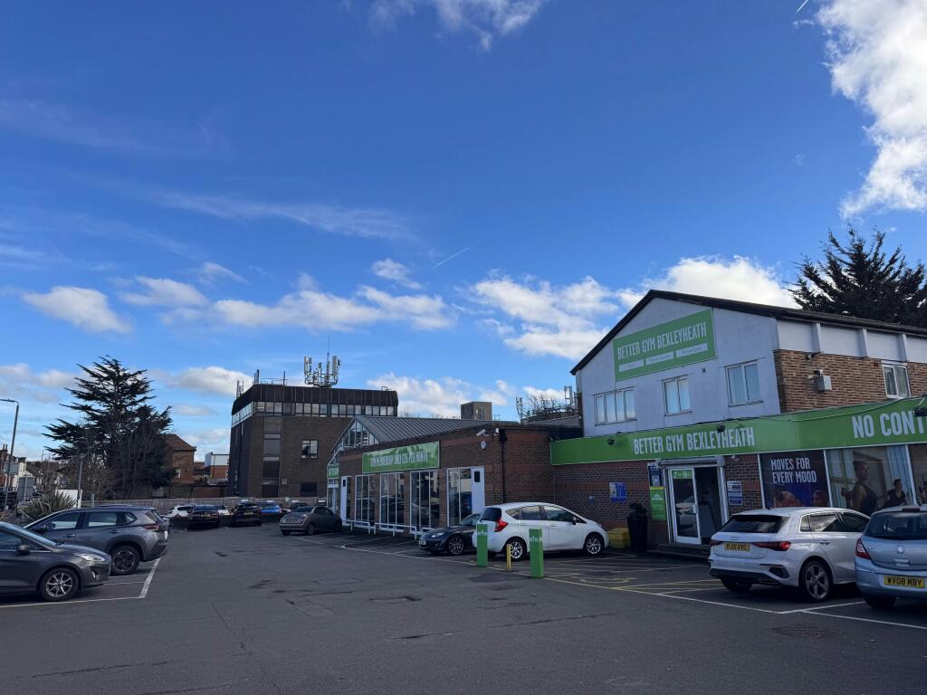 Main image of property: 315 - 321 Broadway, Bexleyheath, DA6 8DT