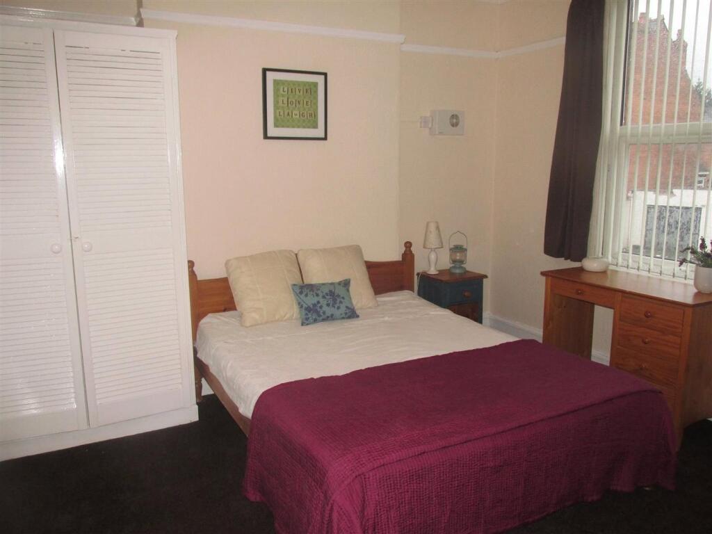 Main image of property: Yardley Road, Acocks Green, Birmingham, Warwickshire, B27