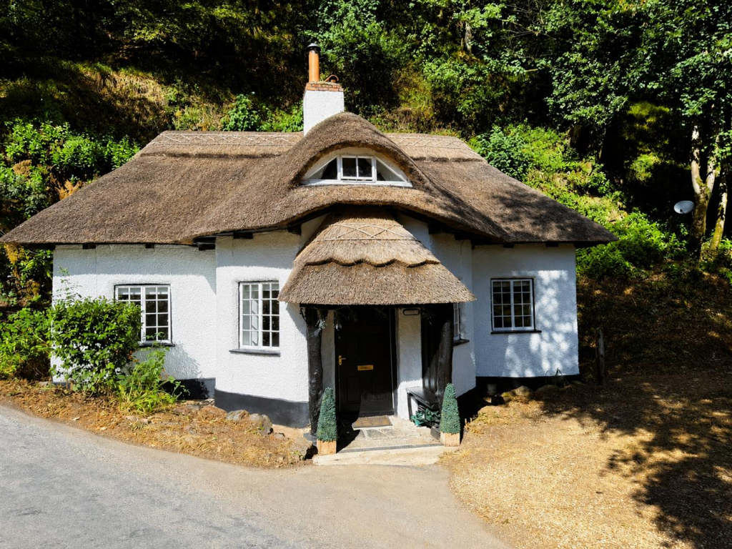 Main image of property: Cove, Tiverton