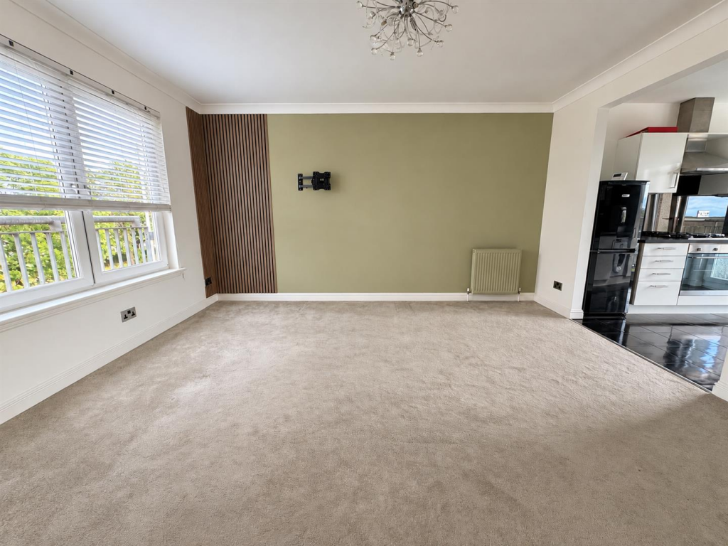 Main image of property: London Road, Glasgow