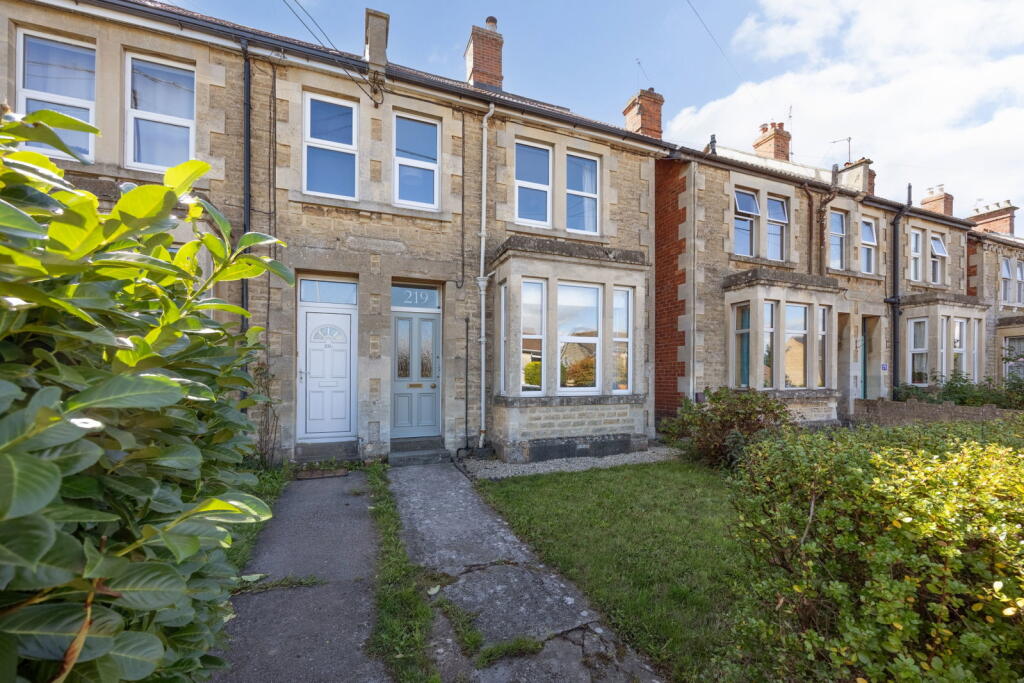 Main image of property: London Road, Chippenham, SN15