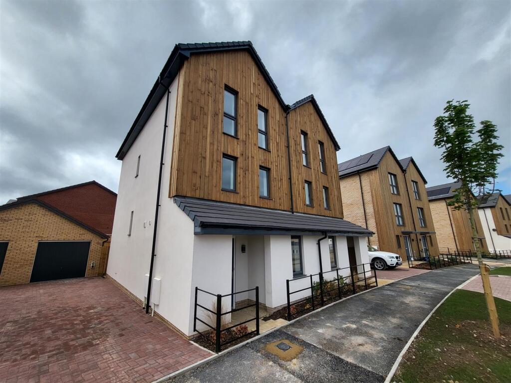 Main image of property: Crop Leaze, Stoke Gifford, Bristol