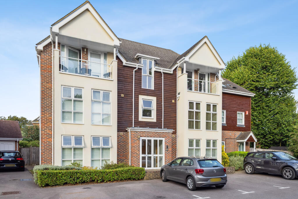 Main image of property: Pendenza, Cobham, Surrey