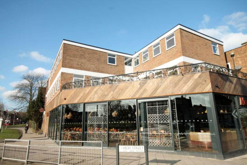 Main image of property: High Street, New Malden
