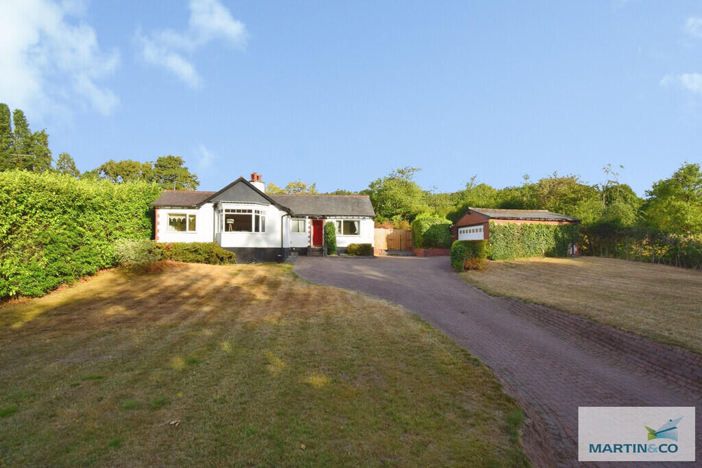 Main image of property: 69 Twatling Road, Barnt Green, B45 8HS