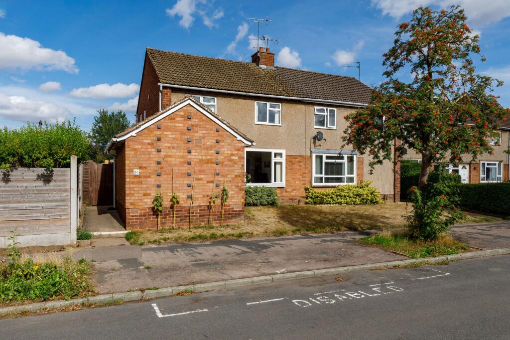 Main image of property: Chesford Crescent, Warwick, CV34