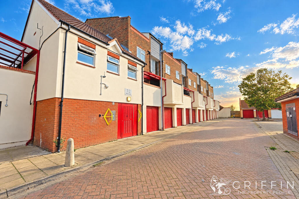 Main image of property: Centurion Way, Purfleet-On-Thames, RM19