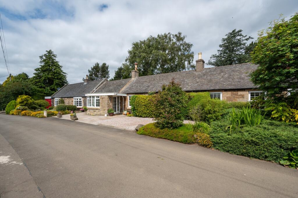 Main image of property: Bonnington, Wilkieston, Nr Ratho, EH27