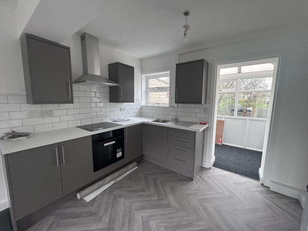 Main image of property: Wakefield , WF1