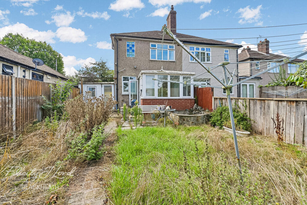 Main image of property: Wincrofts Drive, London