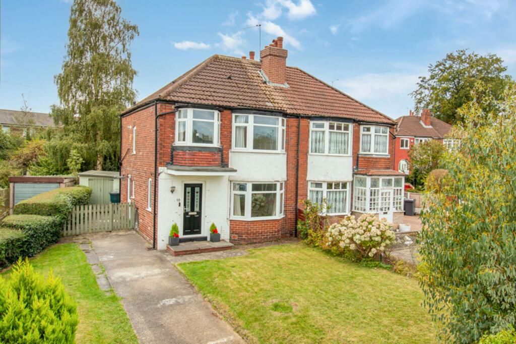 Main image of property: Gledhow Park Avenue, Gledhow, LS7