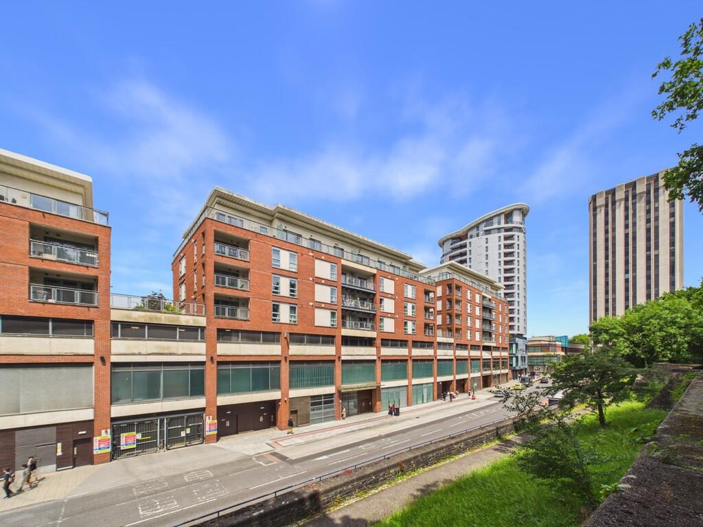 Main image of property: Horizon, Broad Weir, Bristol