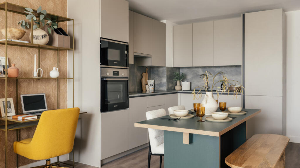 Main image of property: North Woolwich Road,
London,
E16 2QD