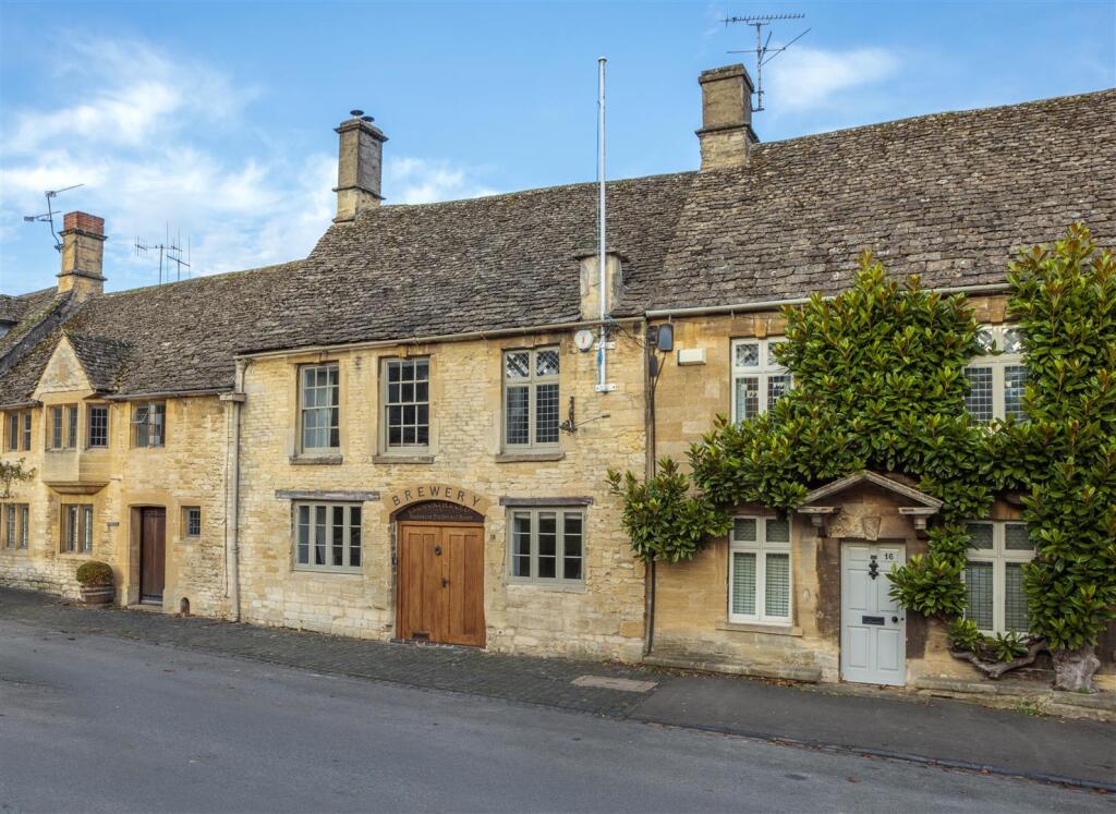Main image of property: Sheep Street, Burford