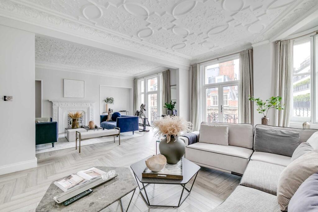 Main image of property: Wellington Court, Knightsbridge SW1X