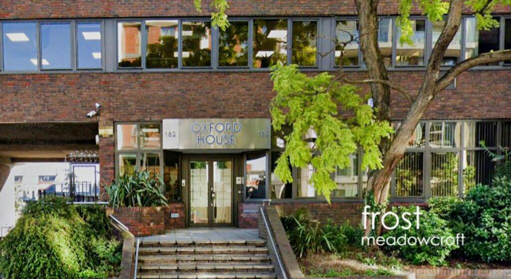 Oxford  Cambridge Hse Upper Richmond Rd Putney Office e.jpg