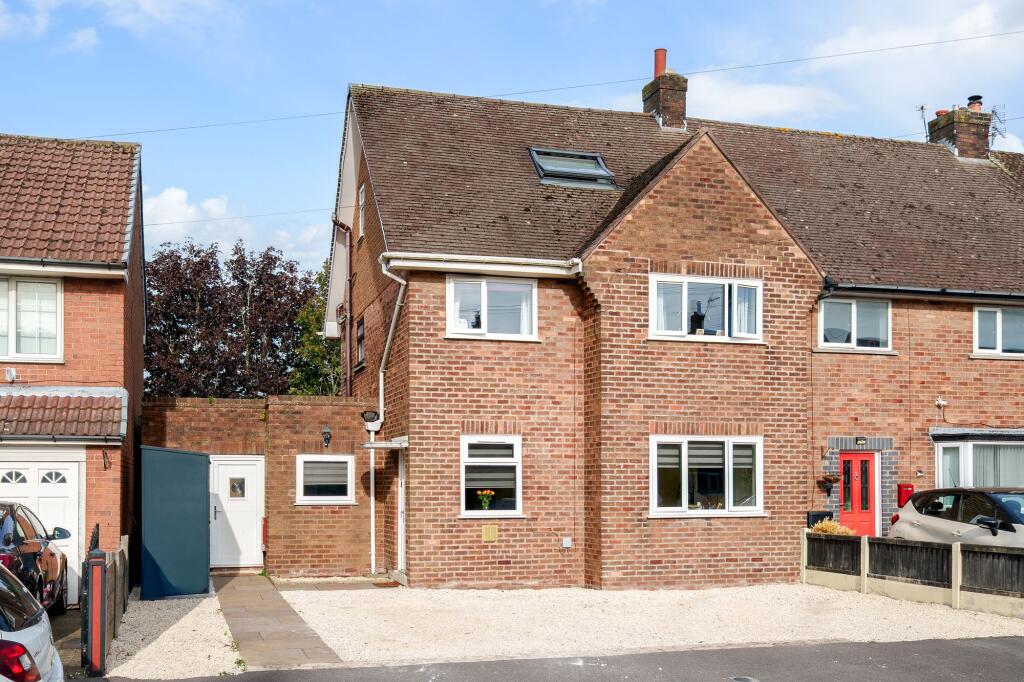 Main image of property: Highsands Avenue, Rufford, L40