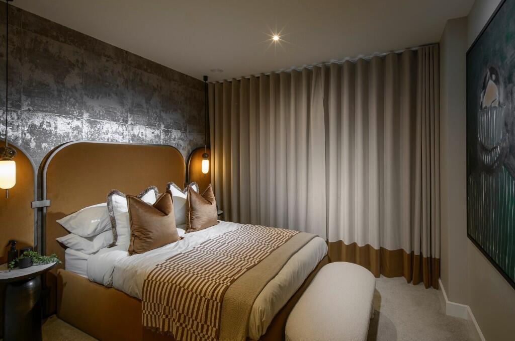 Main image of property: Lombard Square Sales & Marketing Suite
2 Southlake Road
London
SE28 0FX