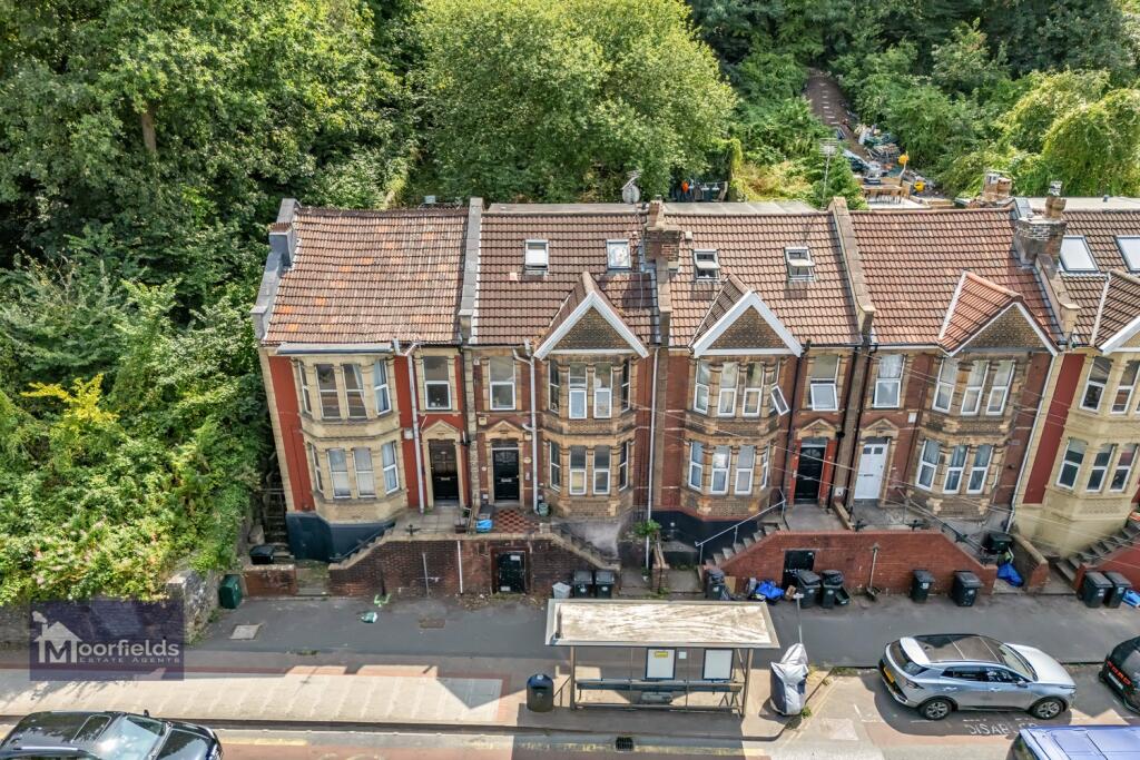 Main image of property: Bath Road, Totterdown, BS4 3EN