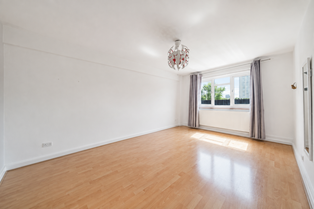 Main image of property: Commercial Road, London, E1