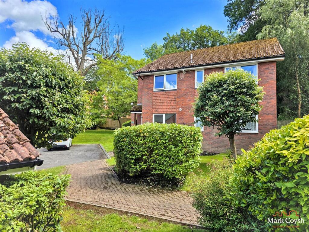 Main image of property: The Avenue, Tadworth