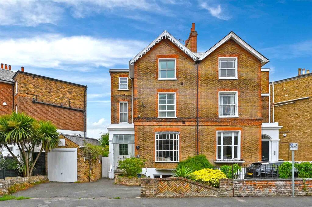 Main image of property: Trinity Place, Windsor, Berkshire, SL4