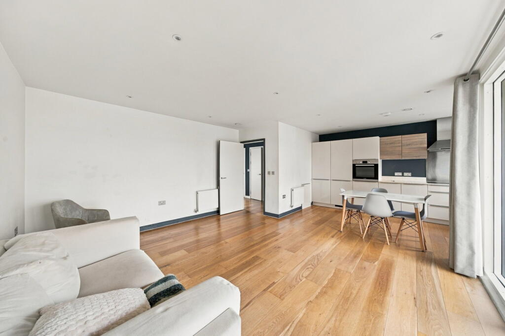 Main image of property: Cambridge Avenue, London, NW6
