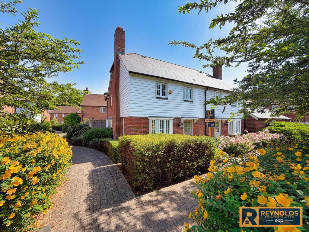 Main image of property: Elan Close, Kings Hill, West Malling, Kent, ME19 4NY