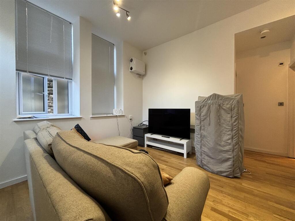 Main image of property: Bridge Street, Morley, LS27 0EY