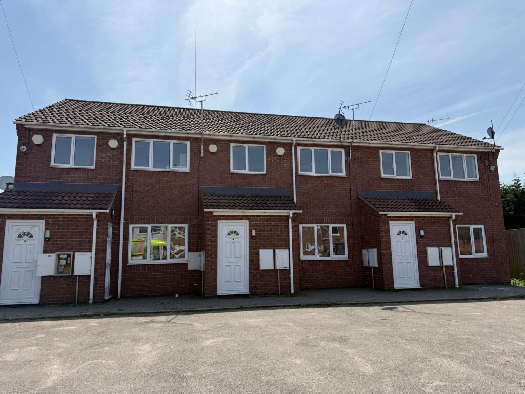 Main image of property: Lea Road, Gainsborough, DN21