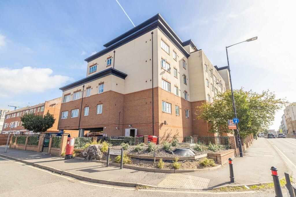 Main image of property: Bath Road, Slough