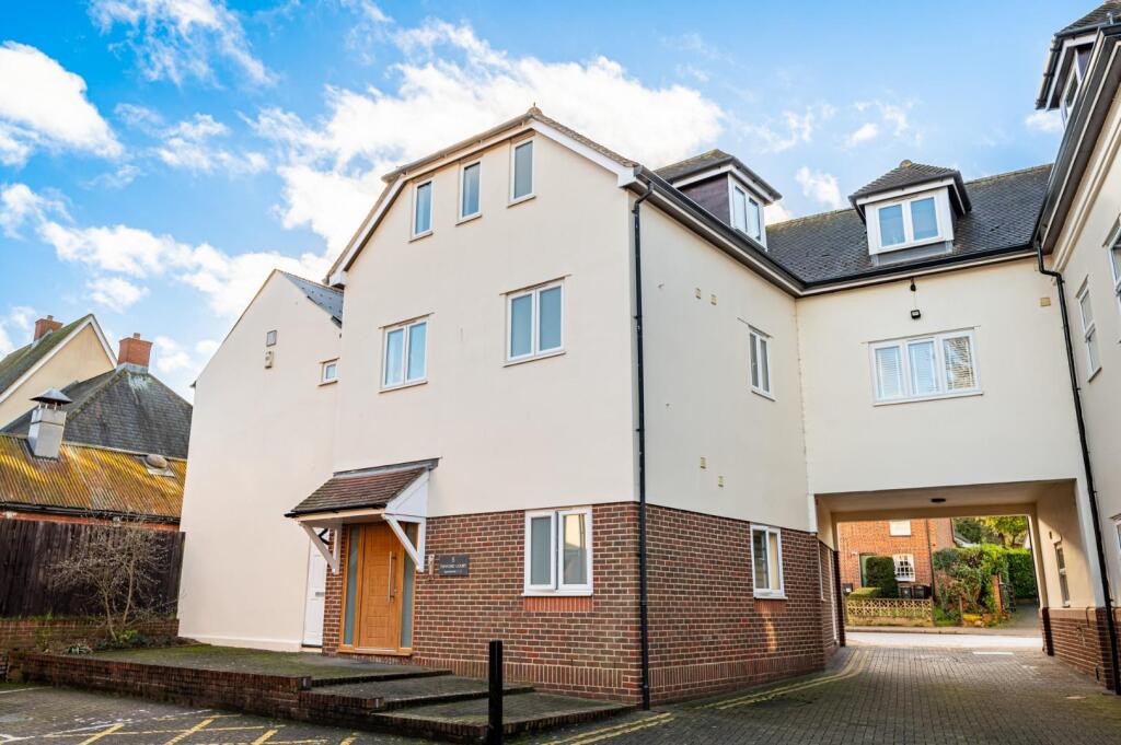 Main image of property: Twyford Court, High Street, Dunmow, Essex