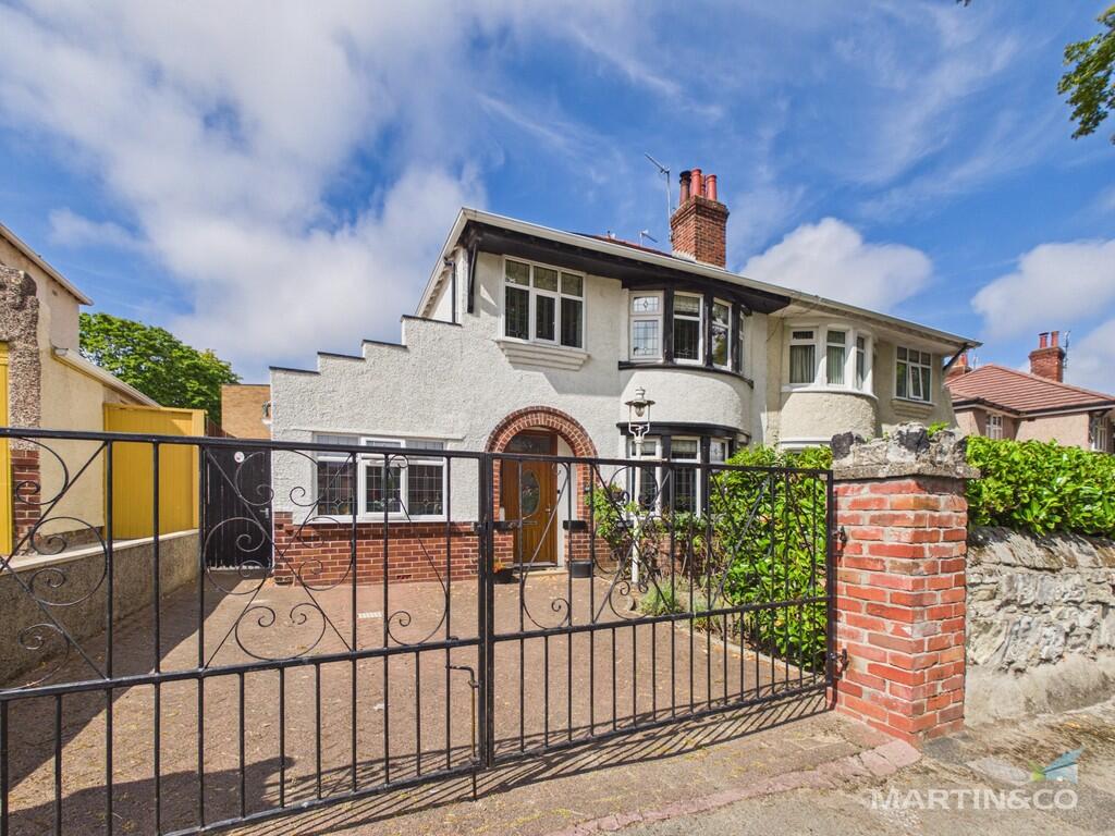 Main image of property: Kings Lane, Bebington