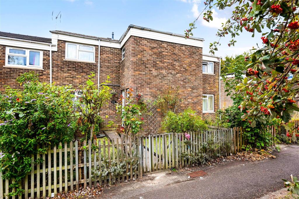 Main image of property: Shelley Close, Basingstoke